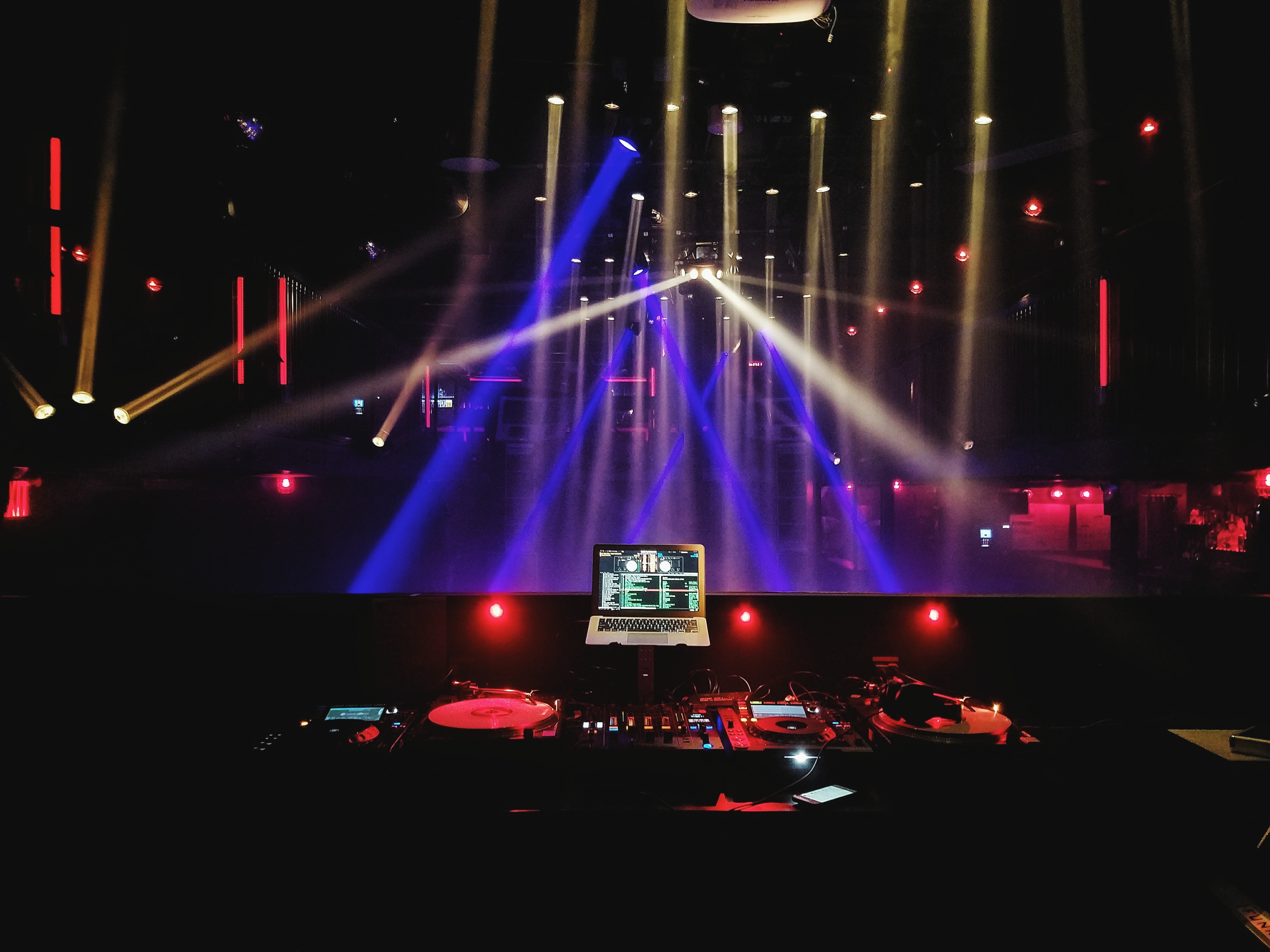 How to Design an Unforgettable Corporate Event | BCD Meetings & Events